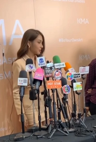 'โบกี้ ไลอ้อน' แจงปมโดนแฉโลก 2 ใบ เคลียร์ดรามาเดือด ยัน!ไม่เกาเหลา 'ส้ม มารี'