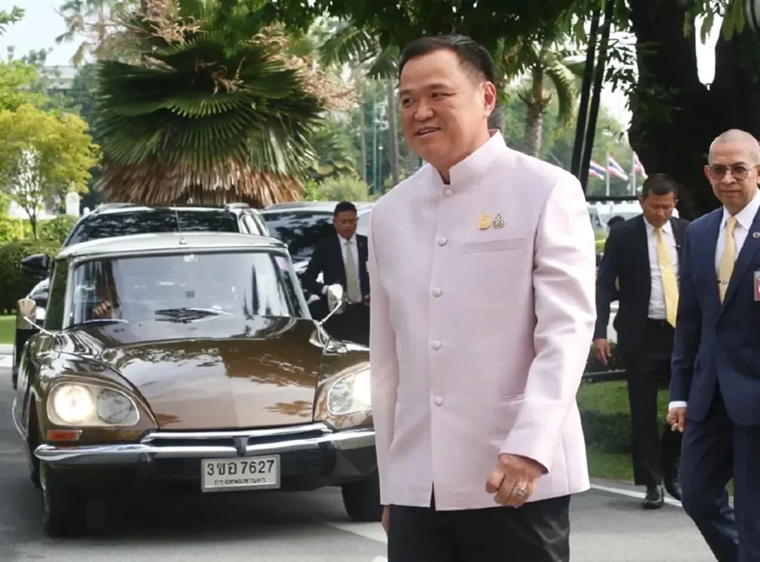 ส่องโพสต์สุดซึ้ง "เจเศรษฐ์" หลานชาย "ชาดา" พร้อมแคปชั่นโดนใจในวันที่ฝนตก