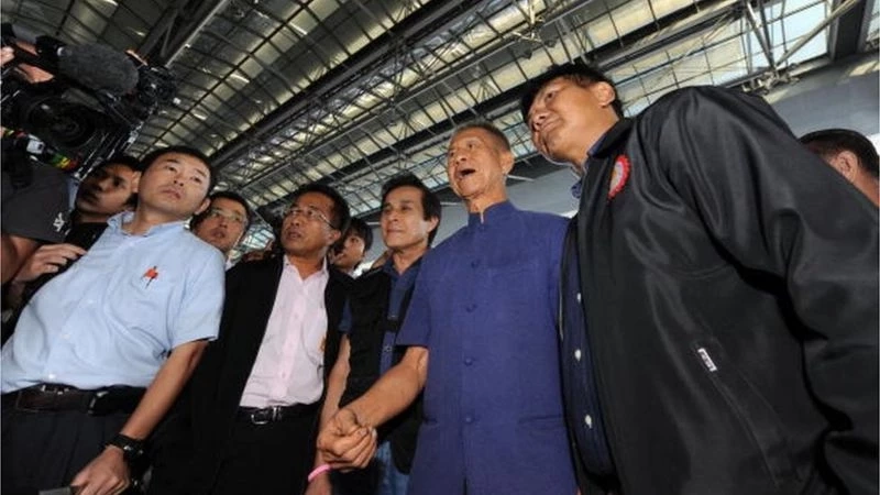 พล.ต.จำลอง ศรีเมือง และแกนนำกลุ่มพันธมิตรฯ รายอื่น ๆ 