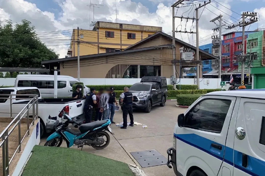 ส่องโพสต์สุดซึ้ง "เจเศรษฐ์" หลานชาย "ชาดา" พร้อมแคปชั่นโดนใจในวันที่ฝนตก