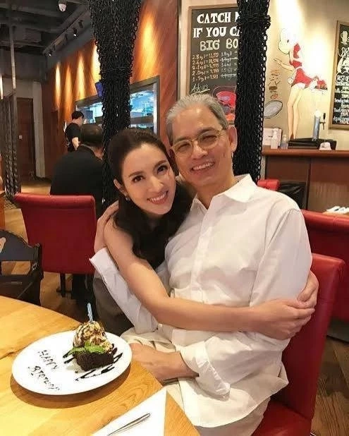 เปิดโพสต์สุดท้าย 'คุณพ่อแอฟ ทักษอร' อนุสสอนน์ ภักดิ์สุขเจริญ ก่อนเสียชีวิต