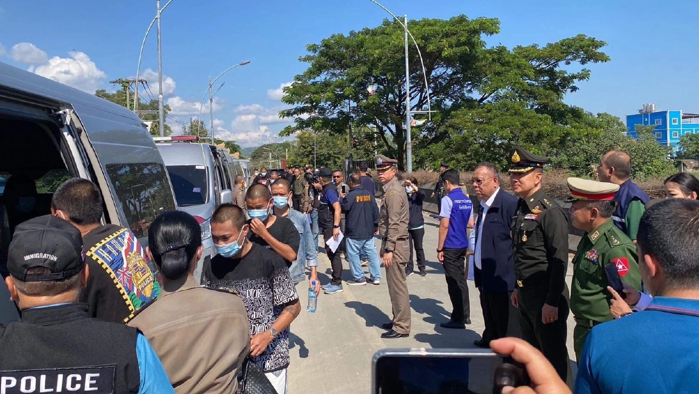 24 คนไทย เมืองเล่าก์ก่ายถึงแม่สาย เชียงรายแล้ว