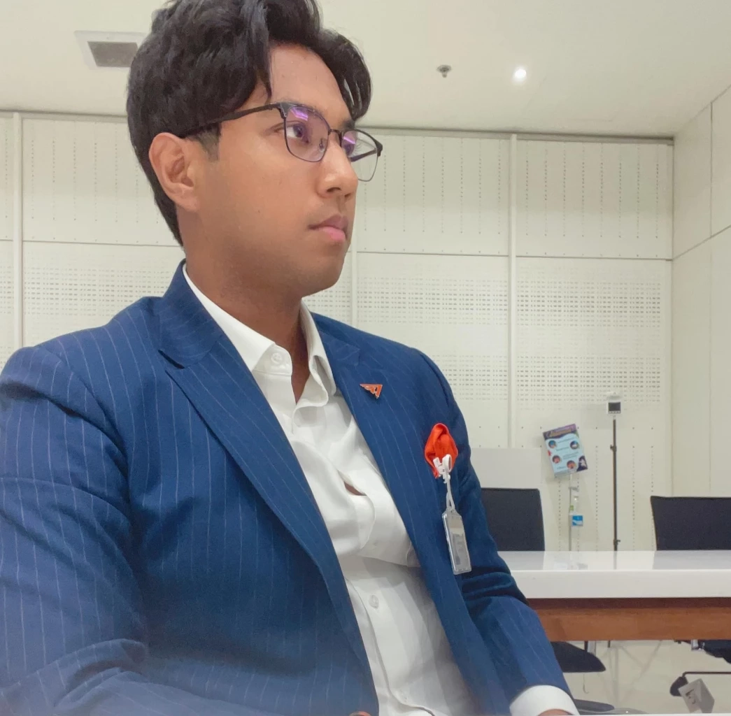 รู้จัก สส.ปูอัด ไชยามพวาน มั่นเพียรจิตต์ ชื่อนี้ที่ชาวเน็ตกำลังสืบค้นมากที่สุด