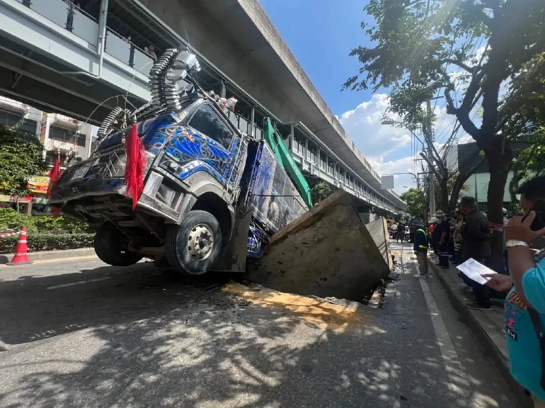 ประธานสหพันธ์ขนส่งฯ เฉลยแล้ว สติกเกอร์รูปดาวตัวB หน้ารถบรรทุกคืออะไร