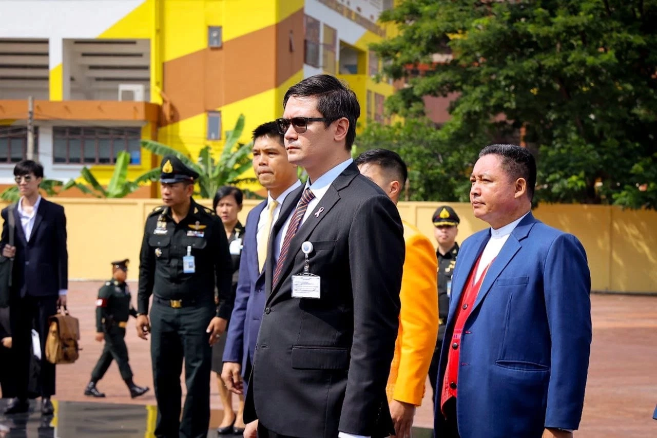 เปิดเซฟ "รังสิมันต์ โรม"  สส. พรรคก้าวไกล ทรัพย์สินกำลังดี รวย 12.8 ล้านบาท