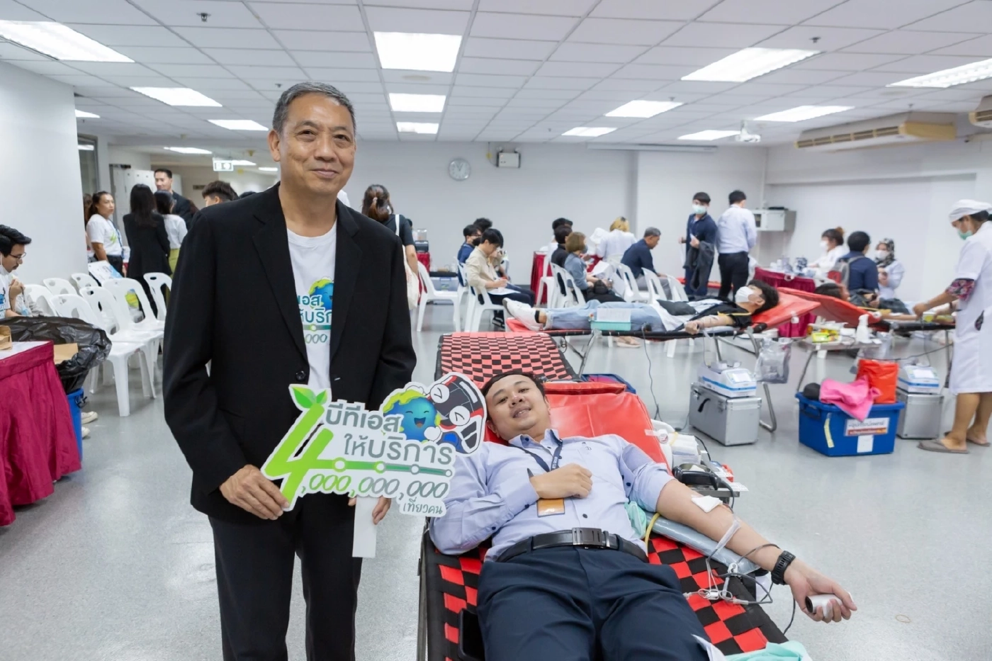 บีทีเอส ฉลองให้บริการ ครบ 4,000 ล้านเที่ยวคน ร่วมบริจาคโลหิตแก่สภากาชาดไทย