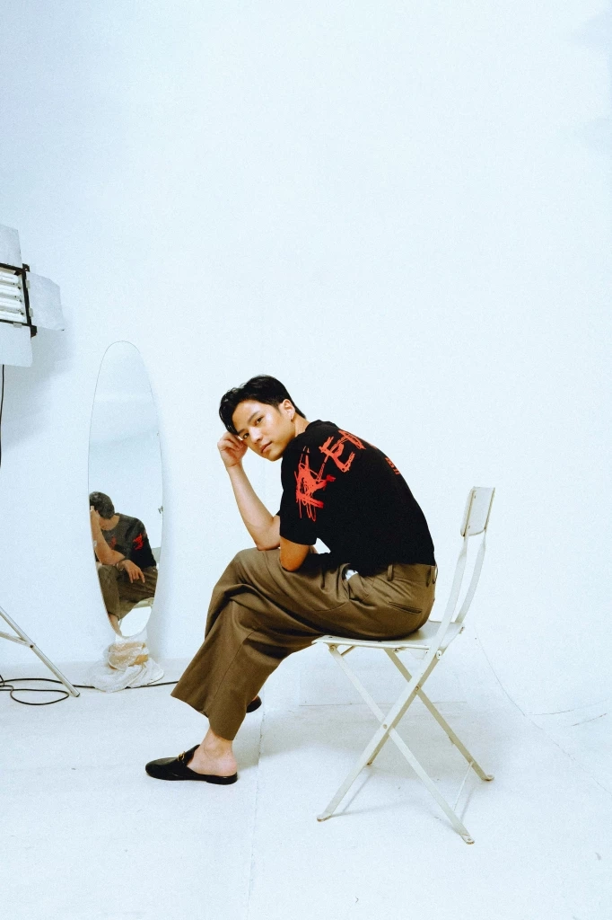 "แบงค์ ธิติ" ยอมเปลี่ยนเพื่อความท้าทายกับบทโจรขี้แพ้ในภาพยนตร์ RedLife 