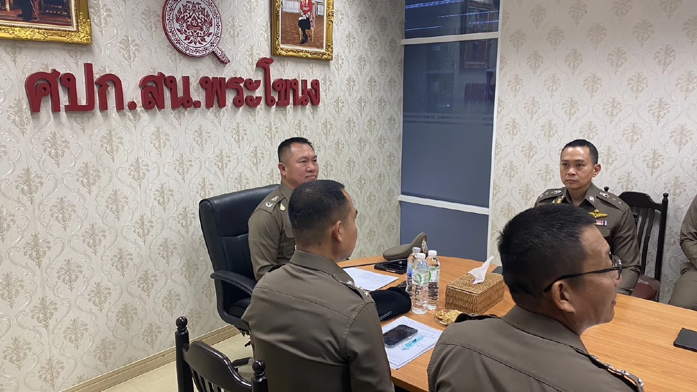 ตร.เรียกสอบ เสี่ยบิ๊ก เจ้าของสิบล้อ จงใจบรรทุกน้ำหนักเกิน ทำถนนทรุดหรือไม่