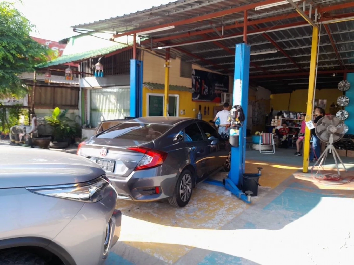 กองปราบรวบขบวนการแก๊งหลอกเช่ารถ ก่อนเชิดไปขายออนไลน์