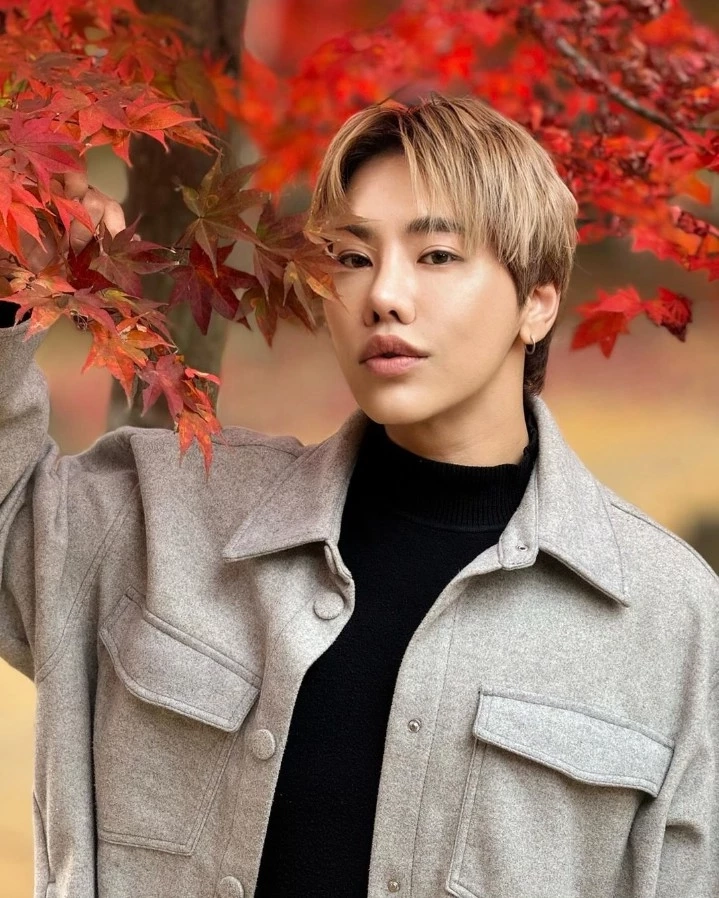 เปิดภาพล่าสุด ‘ดีเจบุ๊คโกะ’ ละมุนมากแม่ แฟนคลับเผยลุคใหม่จำแทบไม่ได้