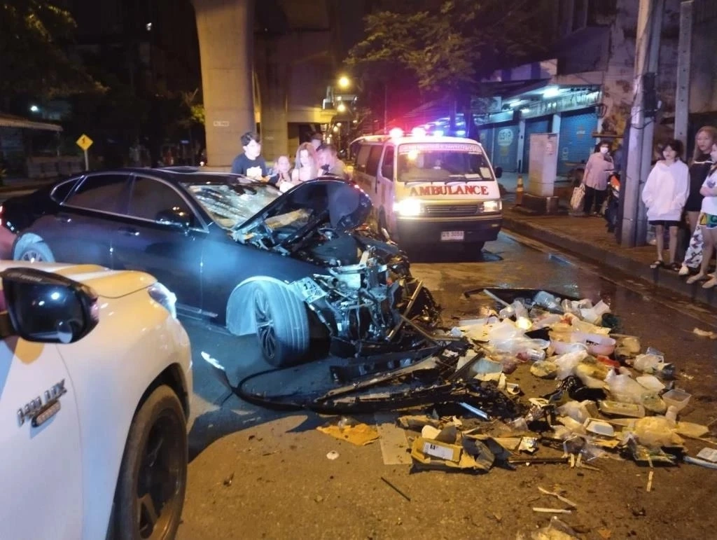 ส่องธุรกิจ "ว่าน ธนกฤต" นักร้องคนดังในข่าว ถือหุ้น 5 บริษัท สินทรัพย์ 918 ล้าน