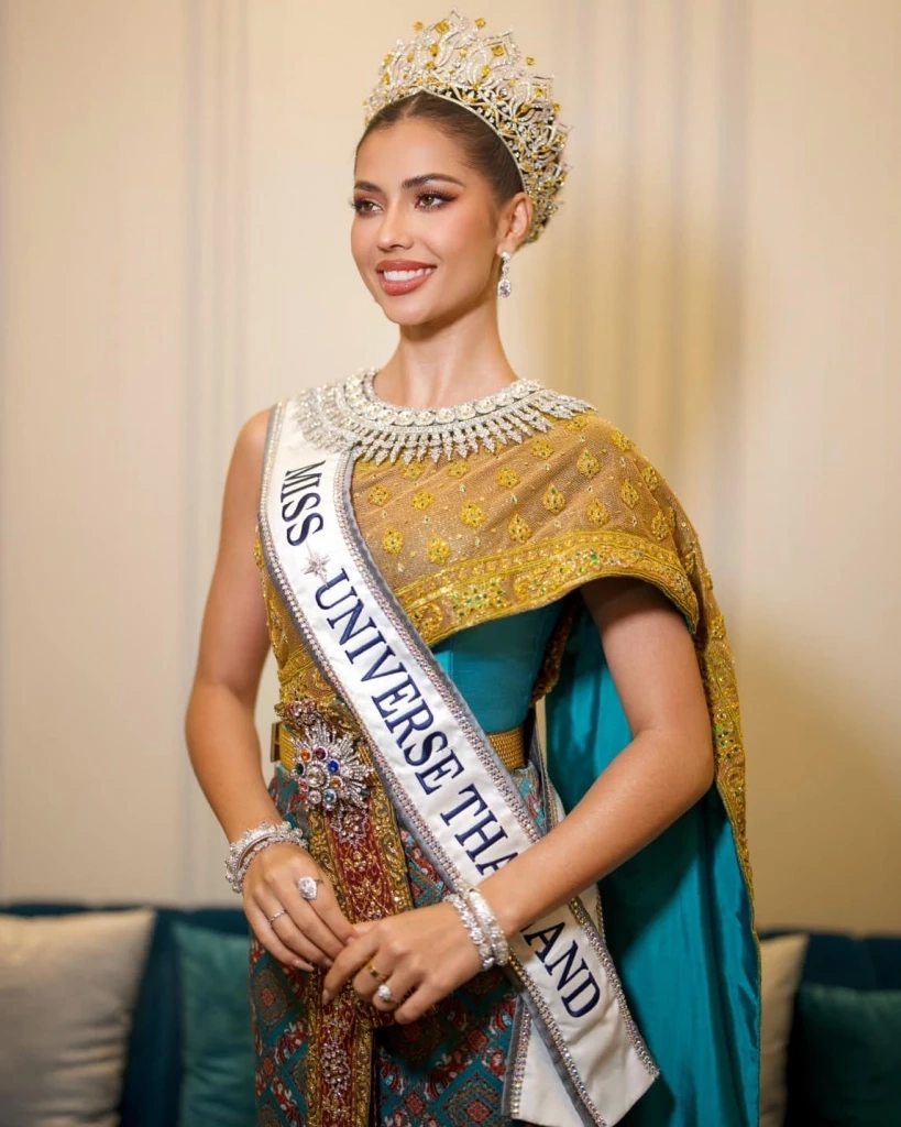 แฟนนางงามแห่ต้อนรับ “แอนโทเนีย” กลับบ้านภาพประวัติศาสตร์ในรอบ 35 ปี