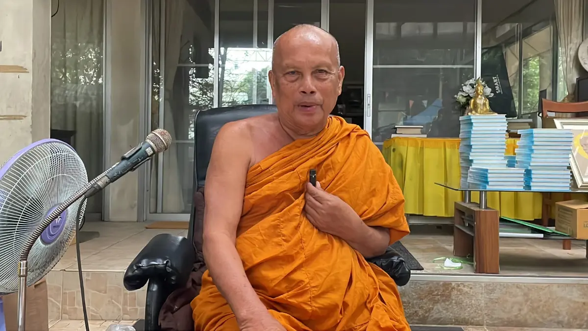 "พระพยอม" เตือนสติ บูชาจิ้งจอก 9 หาง มันเลยเถิดไปแล้วโยม