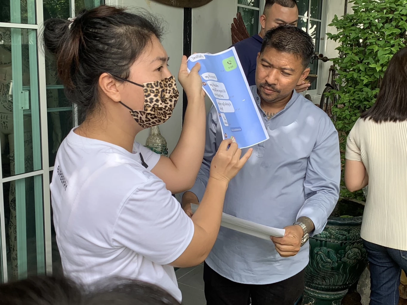 ตร.บุกบ้านเณรแอ หลังสาวแจ้งความถูกล่วงละเมิดจนตั้งครรภ์