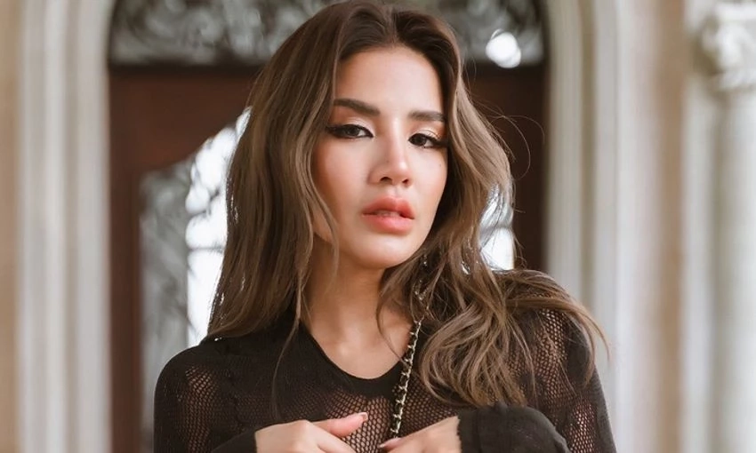 เพจดังเผยคิวงานแรก ใบเตย อาร์สยาม หลังได้ปล่อยตัวชั่วคราว แฟนคลับเฮสนั่น