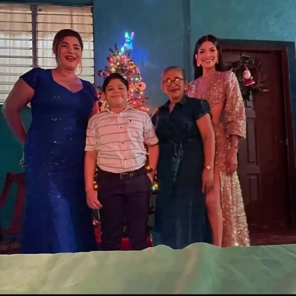 เปิดเรื่องราวชีวิตนักสู้ของสาวงามเจ้าของมงกุฎ "Miss Universe 2023"