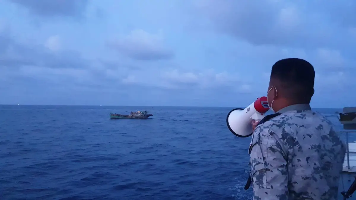 กองทัพเรือ โต้ข่าว เรือประมงเวียดนาม ยึดอ่าวไทยนับร้อยลำ