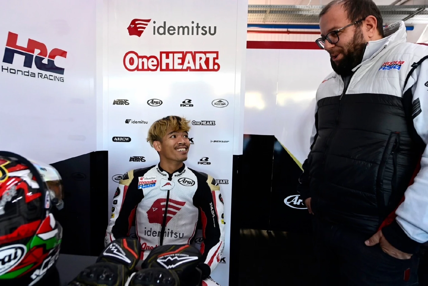 &quot;ก้อง&quot; สมเกียรติ จันทรา