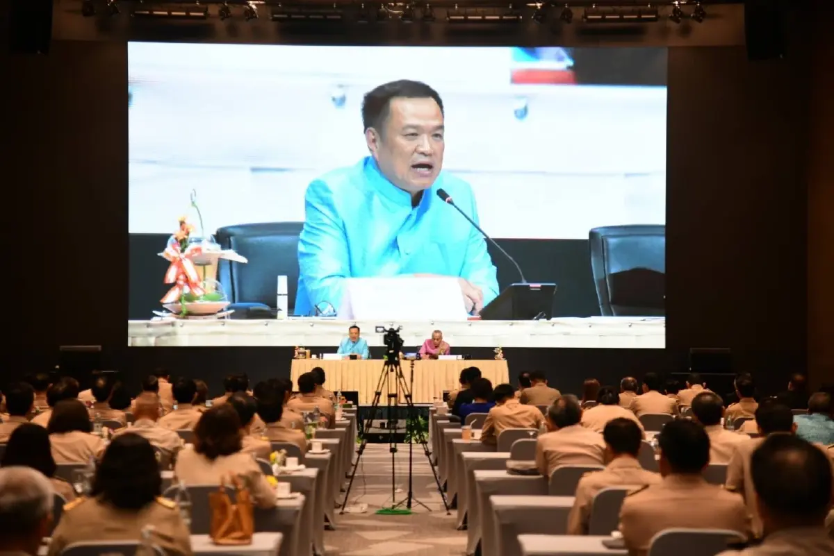 MEA ต้อนรับ มท.1 ตรวจเยี่ยม มอบนโยบายขับเคลื่อนภารกิจสำคัญกระทรวงมหาดไทย