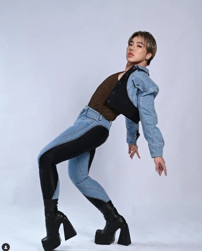 เปิดภาพล่าสุด ‘ดีเจบุ๊คโกะ’ ละมุนมากแม่ แฟนคลับเผยลุคใหม่จำแทบไม่ได้