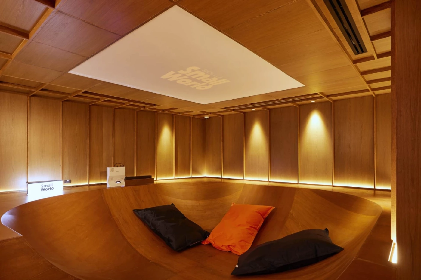 เปิดโลกความสนุกไร้กำแพงกั้น Co-Playing Cafe แหล่งแฮงค์เอาท์ใหม่ ณ ตลาดน้อย