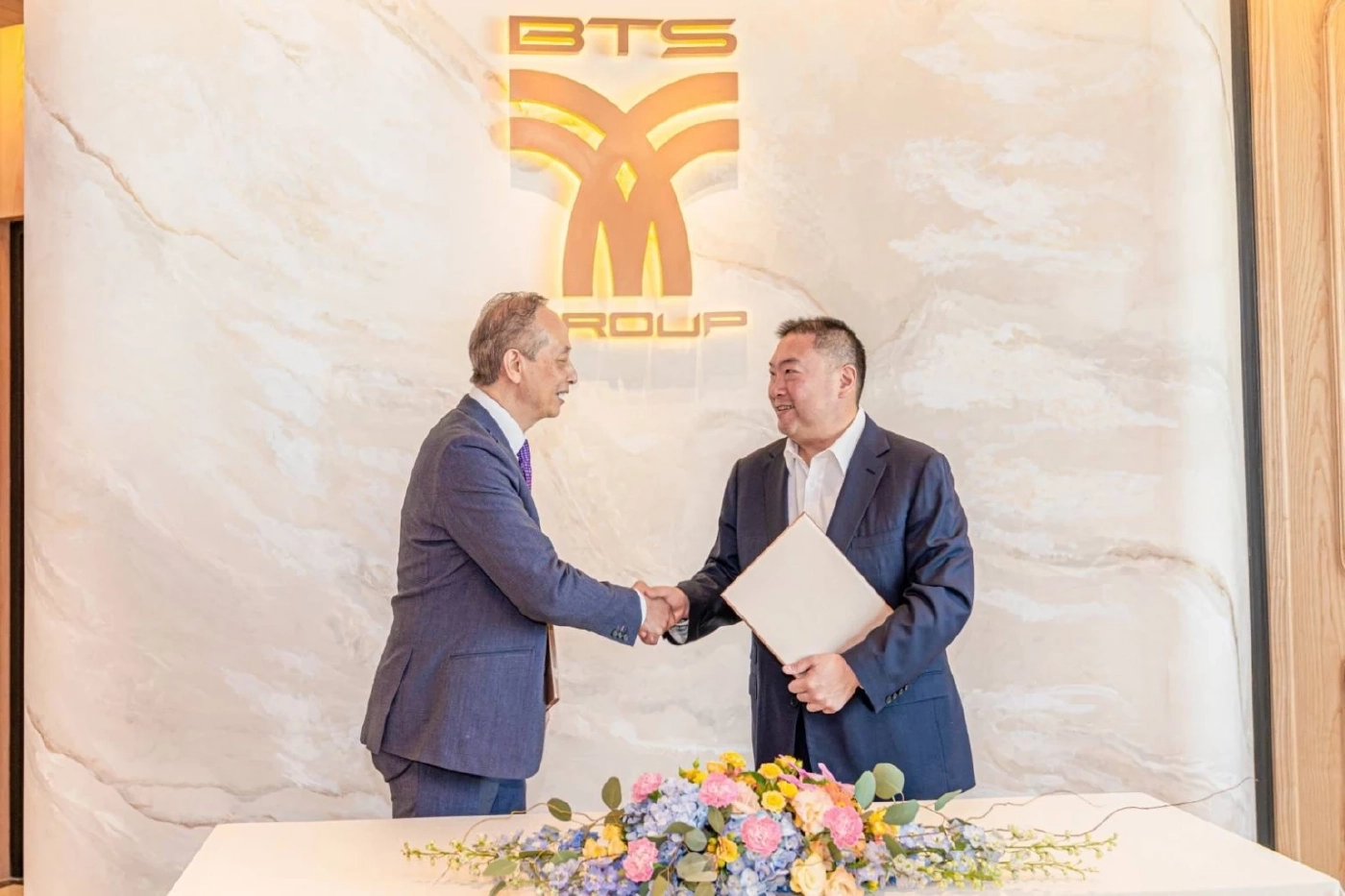 บีทีเอส กรุ๊ปฯ ลงนาม MOU มอบทุนการศึกษา มหาวิทยาลัยจีนแห่งฮ่องกง