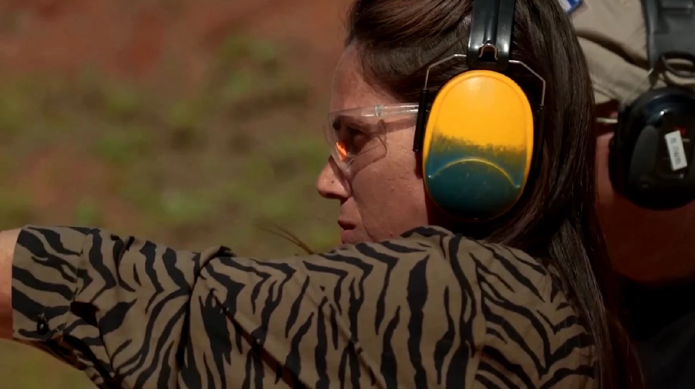 ยอดขายปืนในอิสราเอลพุ่ง-คนแน่นสนามยิงปืน