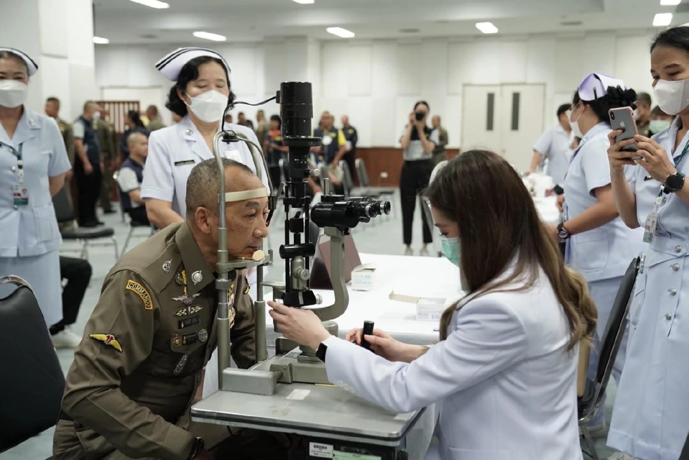 ภารกิจเร่งด่วน "รพ.ตำรวจ" ยกทีมแพทย์ ตรวจร่างกายตำรวจและครอบครัว