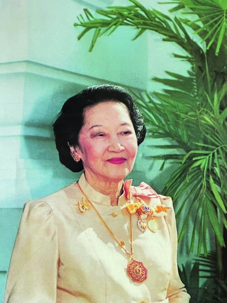 เปิดตัวหนังสือ บันทึก นึกอร่อย ตำราอาหารจากต้นเครื่องรัชกาลที่ ๙