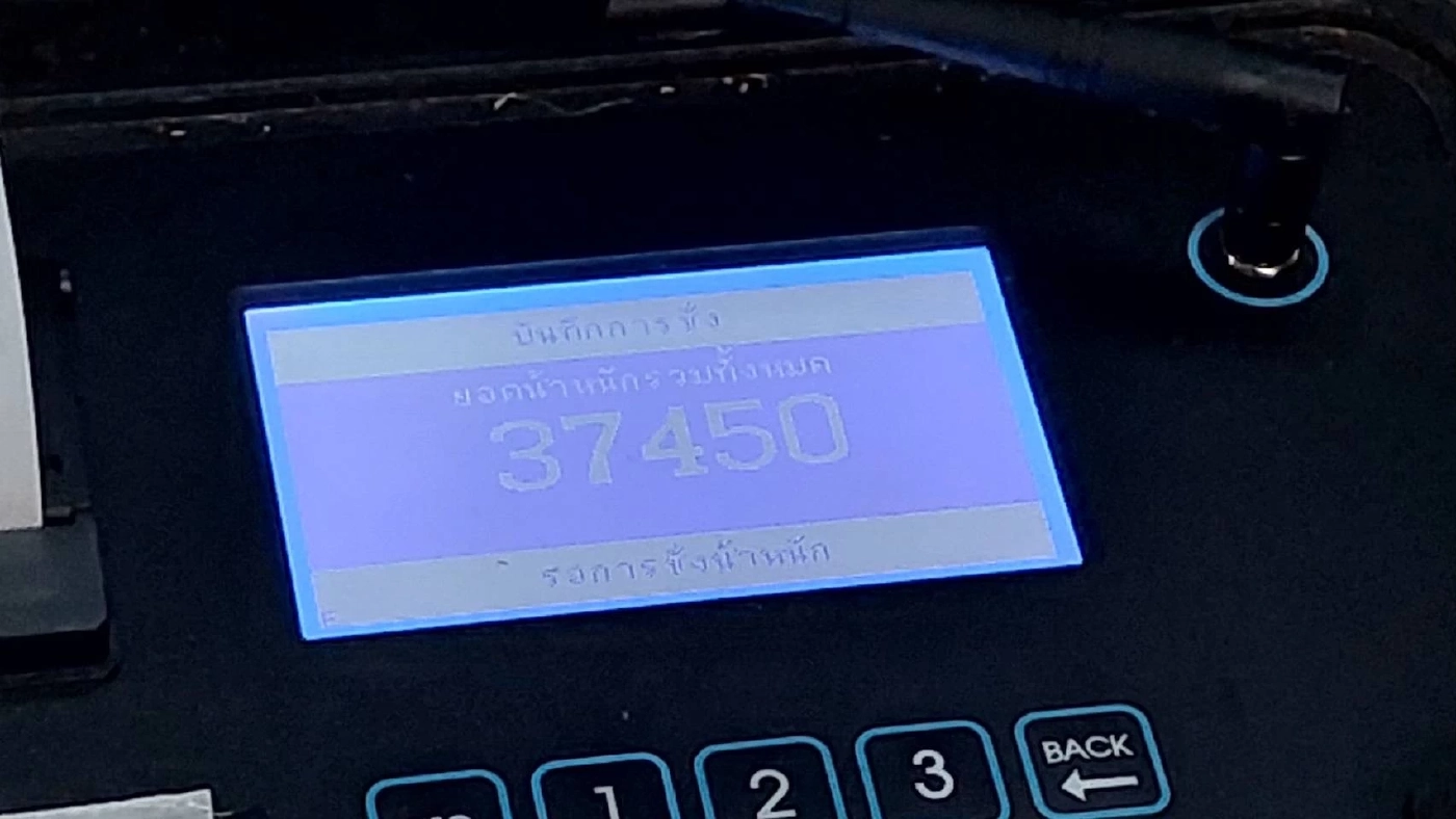 ชัดเจน! สิบล้อขนดินทำถนนสุขุมวิทยุบ บรรทุกน้ำหนักเกินถึง 37 ตัน