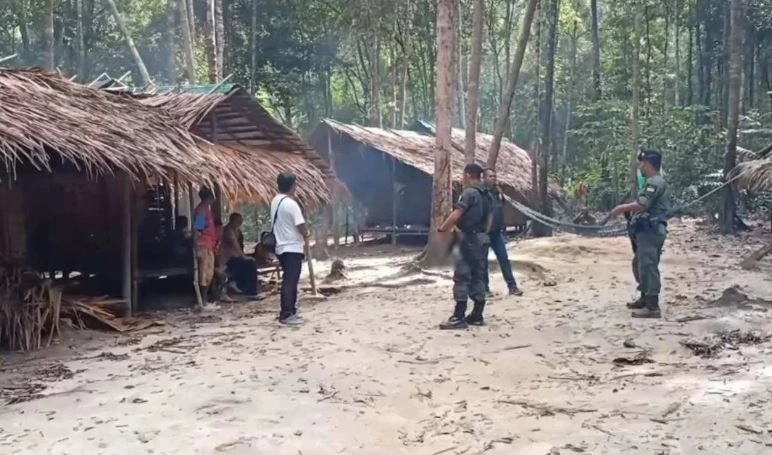 ปิดล้อมล่า "เสี่ยแป้ง" กระทบ "ชาวมานิ" แห่งเทือกเขาบรรทัด เริ่มขาดแคลนอาหาร