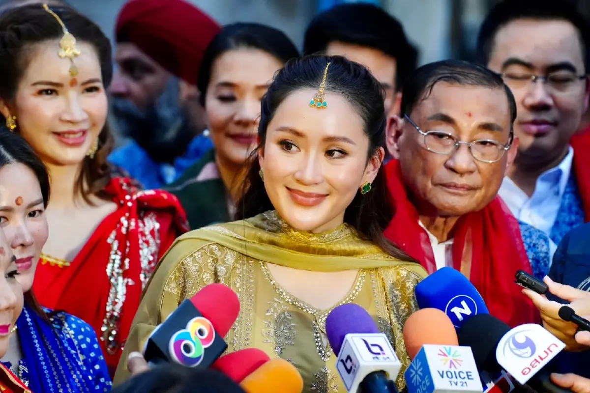 "อิ๊งค์" ยันสัมพันธ์ "ลุงเหลิม" แน่นปึ้กไร้รอยร้าว "ทักษิณ"
