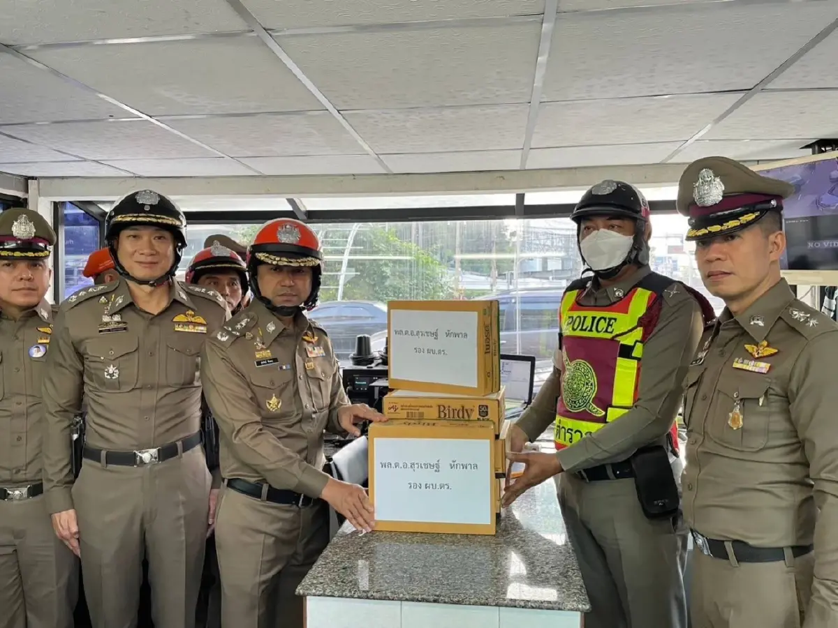 “บิ๊กโจ๊ก” ตรวจสภาพจราจร ย่านธุรกิจเมืองกรุง ย้ำแก้ปัญหาทั้งระบบ