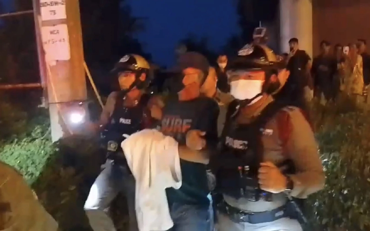 เมีย “ตำรวจคลั่ง” ระบุ ผัวมีอาการหลอน ได้ยินเสียงแว่ว