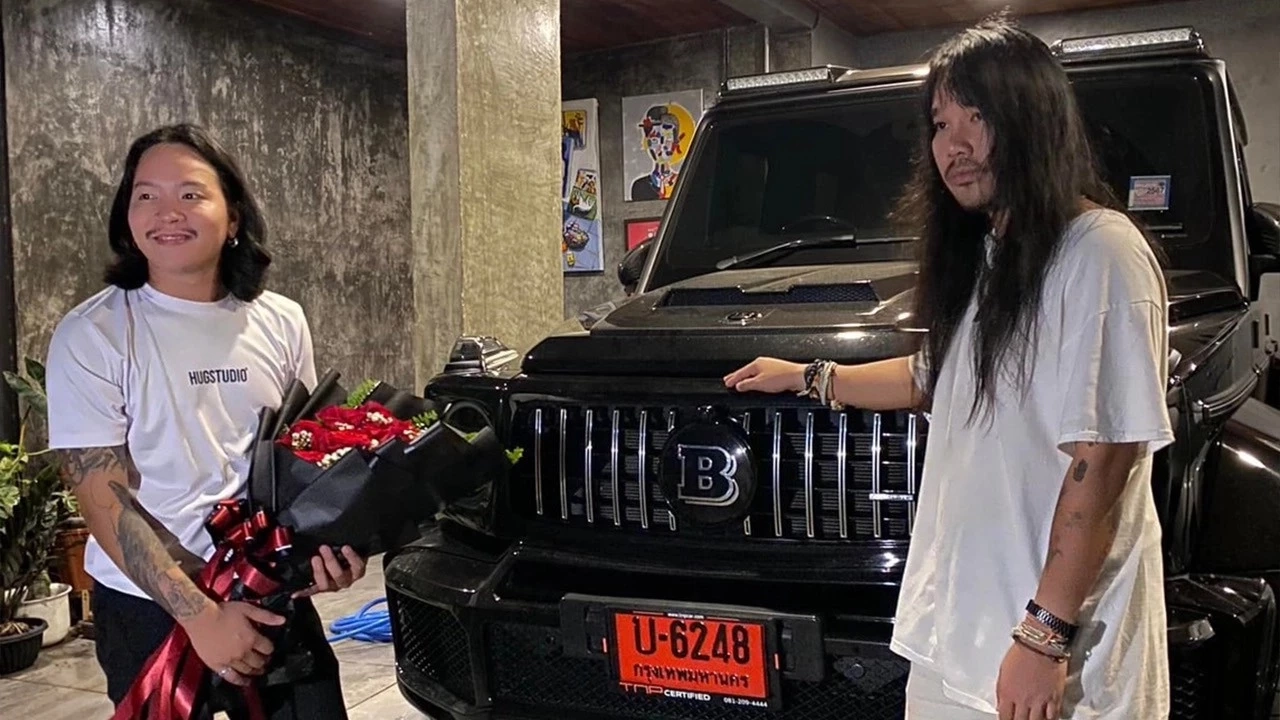 ส่องรถหรู ผู้กำกับดัง "ต้องเต ธิติ" โพสต์ เห็นราคาแล้วบอกเลยว่า หัวใจจะแซ่ด 