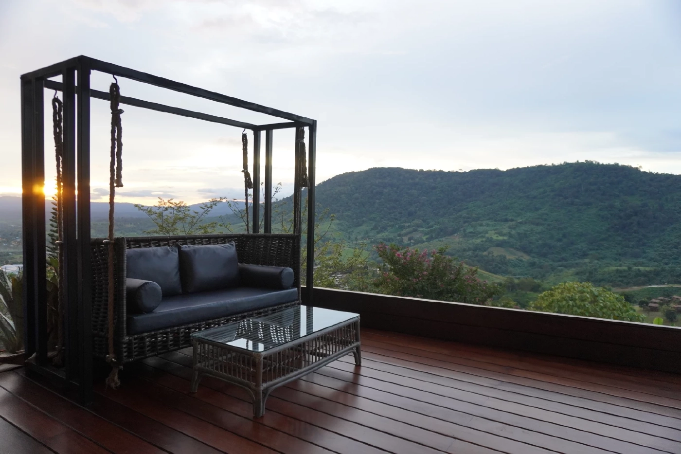 โอบกอดธรรมชาติที่ "เขาค้อ" ดินแดนทะเลหมอก 360 องศา