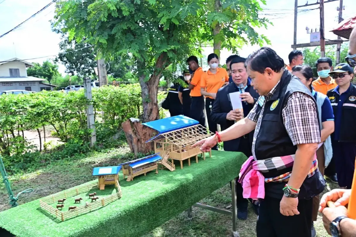 “ไชยา” ลงพื้นที่โคราช ชูนโยบายชะลอการขายข้าว ส่งเสริมทำปศุสัตว์ปลอดโรค