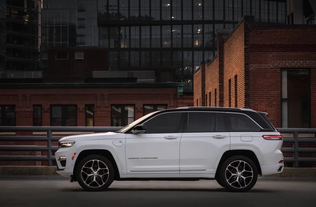 เปิดสเปค “Jeep Grand Cherokee 4xe” เอสยูวีหรูปลั๊กอินไฮบริด