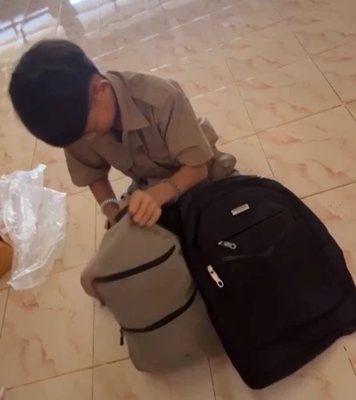 เปิดใจครูน้อง ซื้อกระเป๋าใหม่ให้ลูกศิษย์ ชีวิตสุดสงสาร อยู่ลำพังย่าหลาน