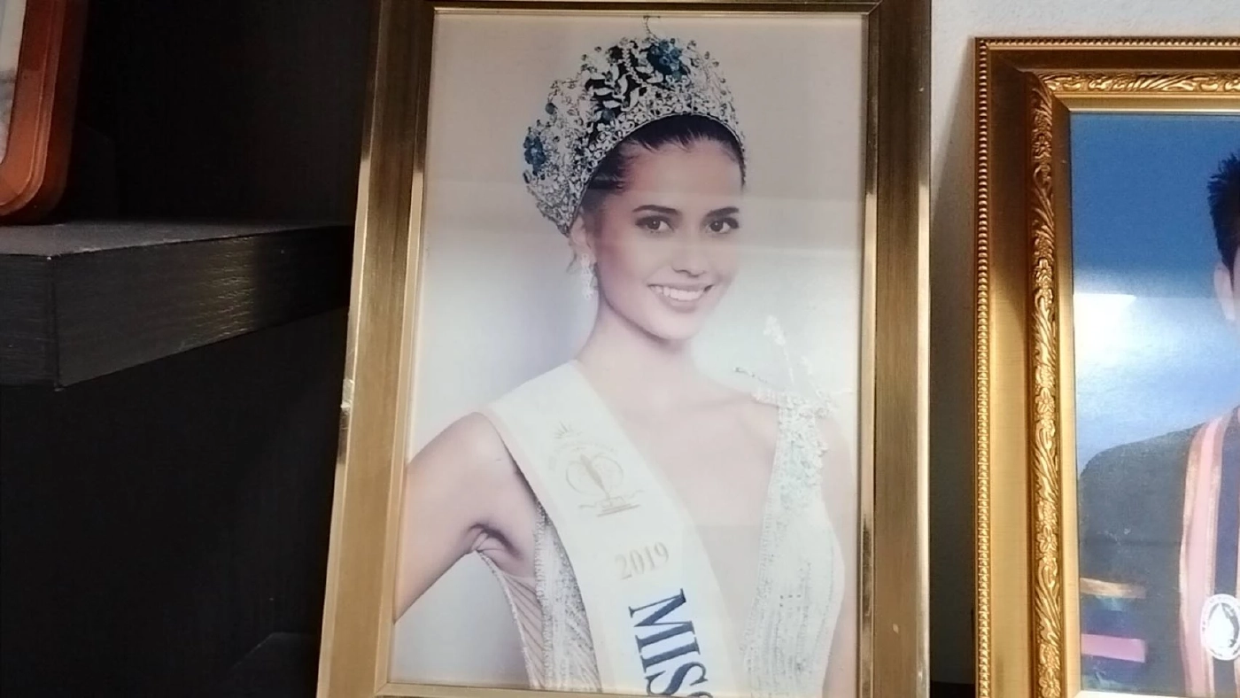 ตาสุดดีใจ "แอนโทเนีย" คว้ารองอันดับ 1 มิสยูนิเวิร์ส ทำผัดหมี่โคราชต้อนรับ