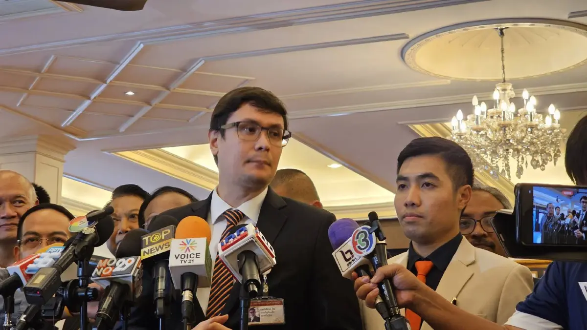 “รังสิมันต์ โรม” เชิญ ผบ.ตร. ถก 3 ปมความมั่นคงชาติ