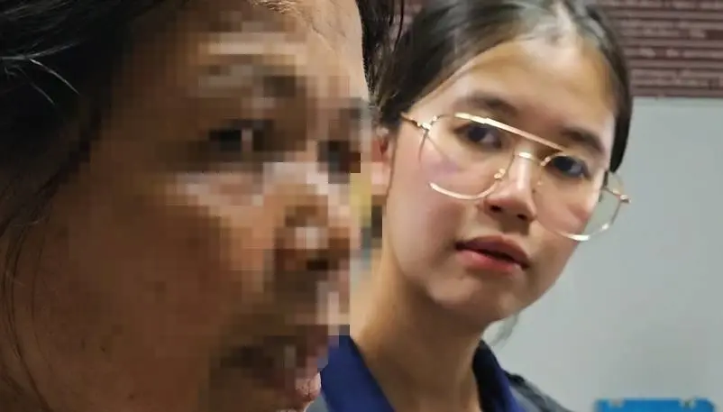 แม่ของนายหนอน ร่ำไห้ห่วงความปลอดภัยลูกชาย
