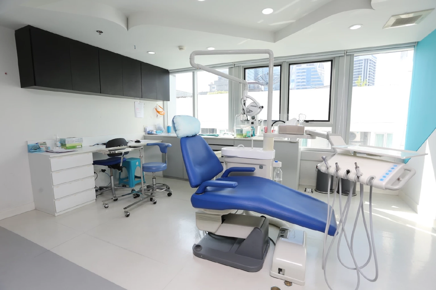 ถอดสูตรความสำเร็จ 20 ปี “คลีนิกทันตกรรมบางกอกสไมล์”