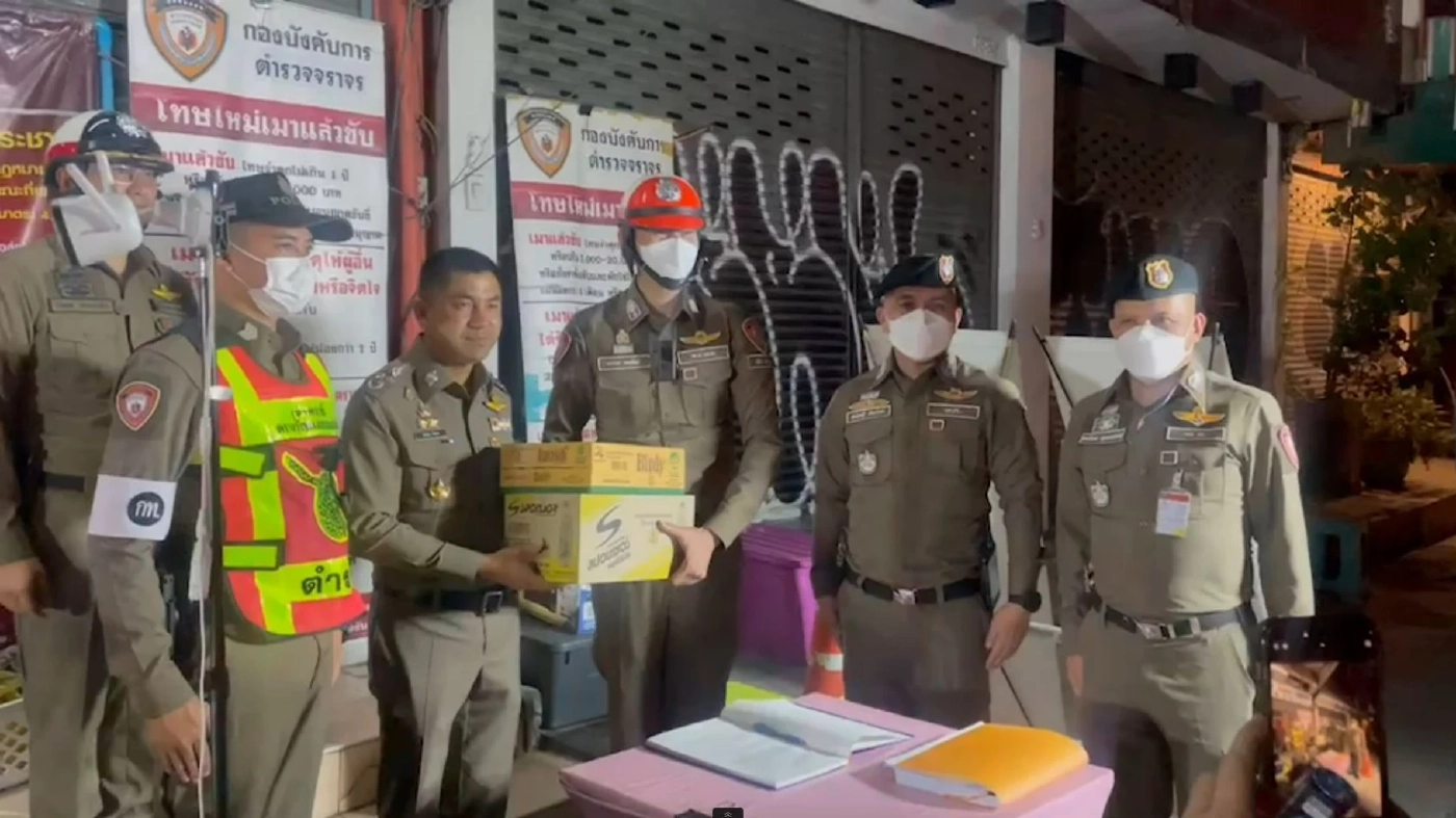 รองฯโจ๊ก ลุยตรวจด่านเมาแล้วขับ “บ่อนไก่-เรือนจำคลองเปรม”