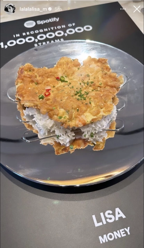 จุดพลุ "ลิซ่า" ได้โล่พันล้าน Spotify โชว์สกิลทำอาหารไทยดันให้เป็น Soft Power