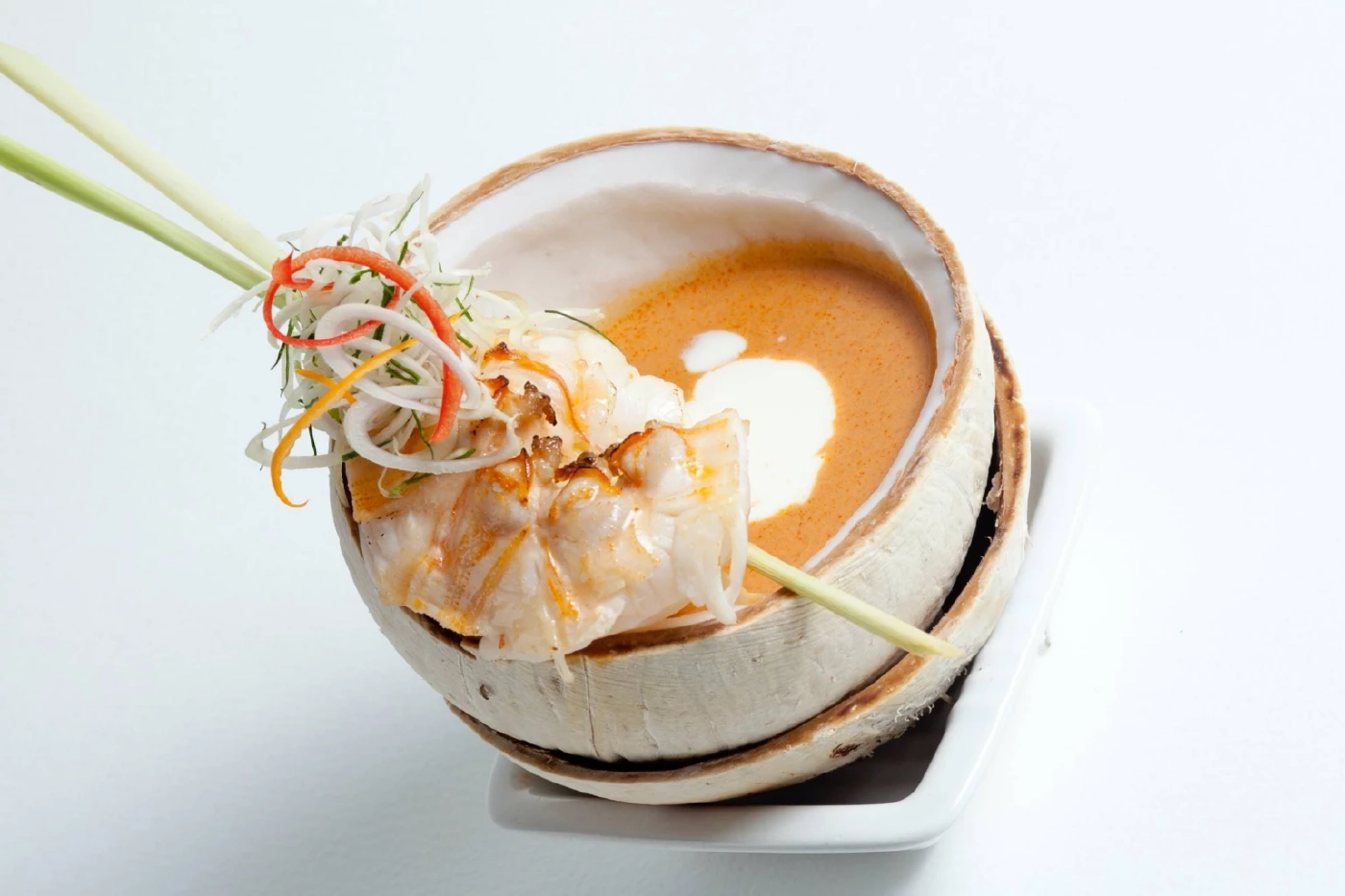 มหัศจรรย์แห่งสายน้ำไทย ในเสน่ห์ปลายจวักของเชฟนูรอ