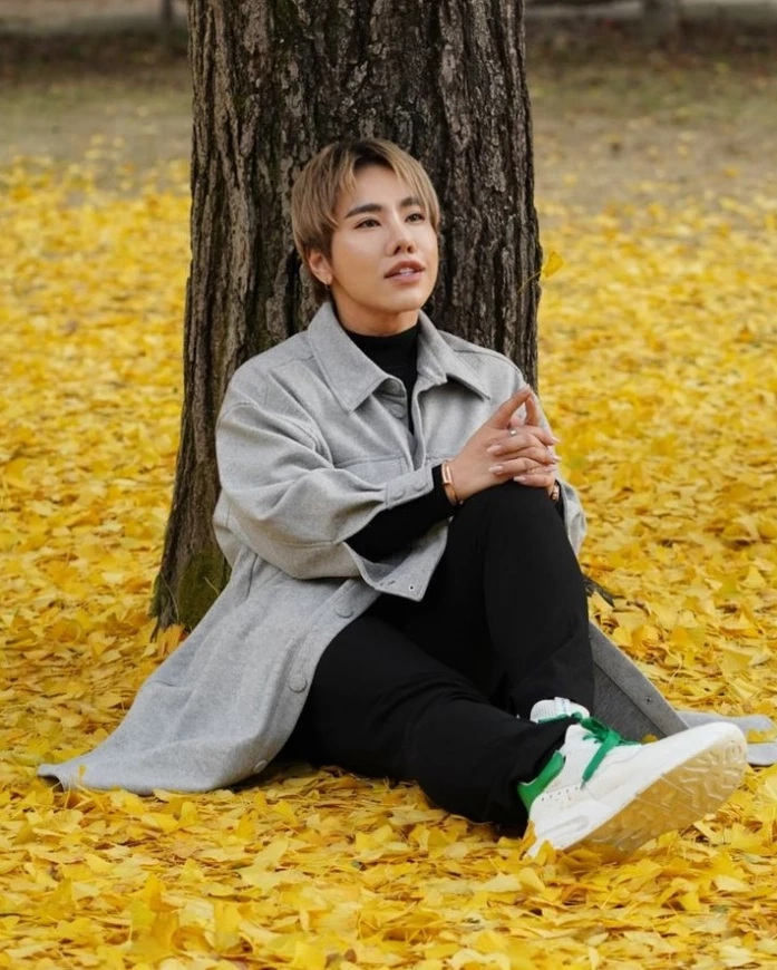 เปิดภาพล่าสุด ‘ดีเจบุ๊คโกะ’ ละมุนมากแม่ แฟนคลับเผยลุคใหม่จำแทบไม่ได้