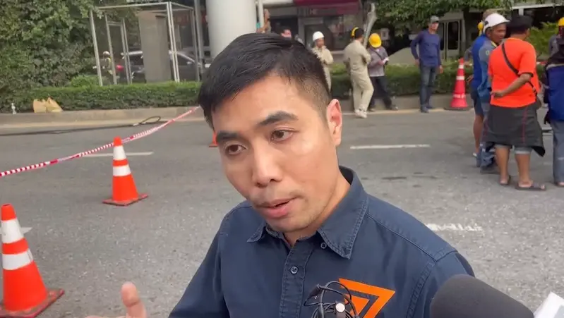 "โตโต้ ปิยรัฐ จงเทพ" สส.เขตพระโขนง บางนา พรรคก้าวไกล 