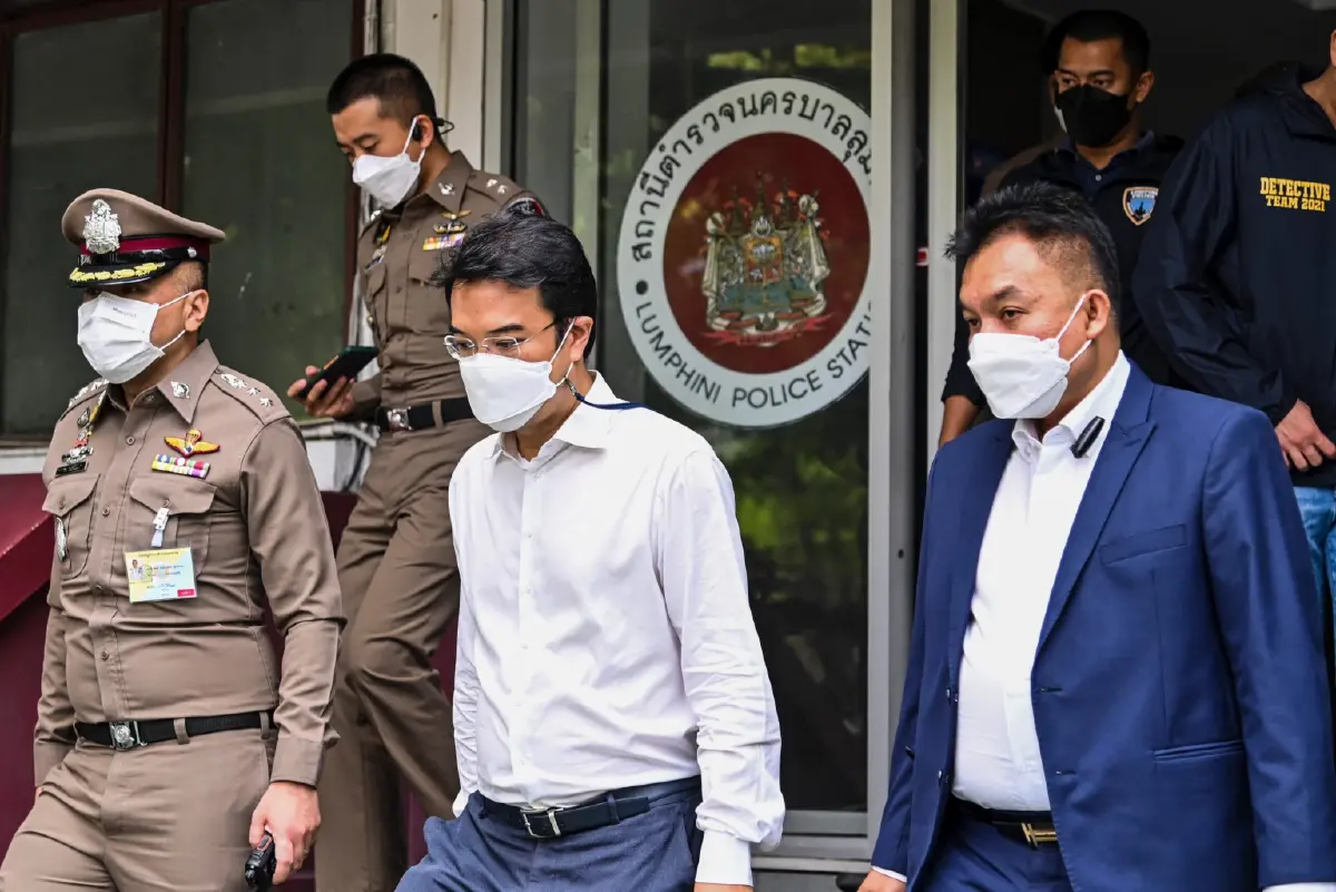 นายปริญญ์ พานิชภักดิ์ อดีตรองหัวหน้าพรรคประชาธิปัตย์ (แฟ้มภาพ)