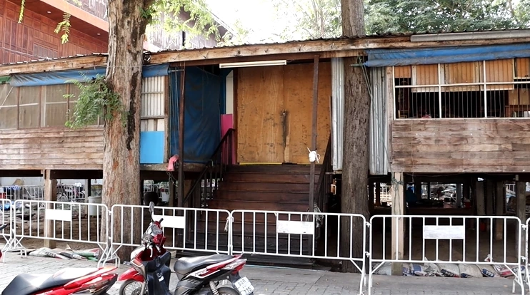 หลายพื้นที่ในวัดบางคลานยังคงถูกปิด